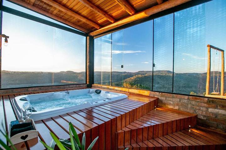 Chalé para 3 pessoas, com vista e jardim e ainda piscina no Brasil