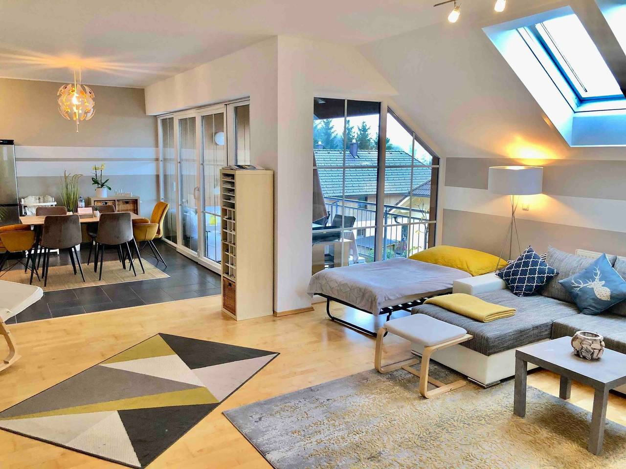 Geheel appartement, Apartment With Amazing Lake- and Mountain View in Steinbach am Attersee, Bezirk Vöcklabruck