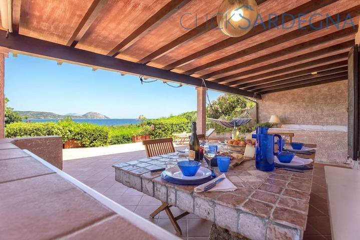 Villa per 8 persone, con Balcone/Terrazza e Giardino ad Olbia