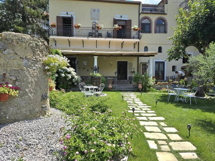 B&b per 4 persone, con panorama e giardino in Tramonti