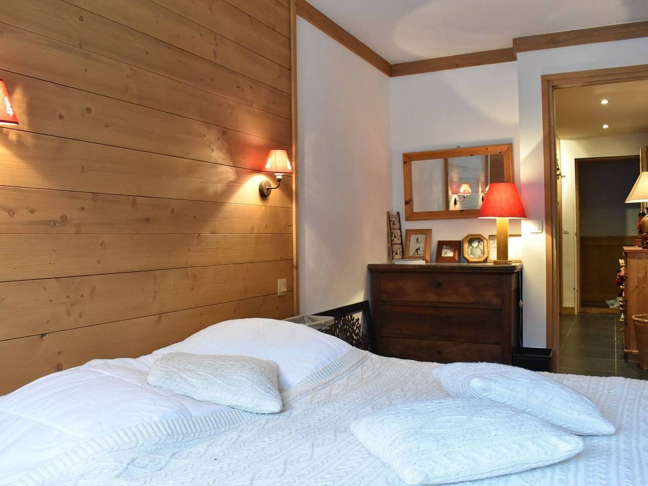Appartement entier, Appartement familial 12 pers. avec balcon, cheminée, proche pistes et commerces à Méribel in Méribel, Les Allues
