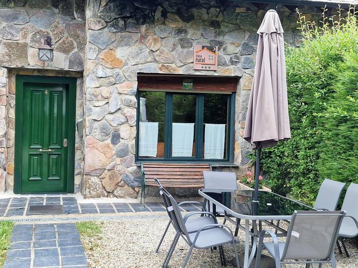 Apartamento para 6 personas, con jardín y vistas, Se admiten mascotas en Trefacio