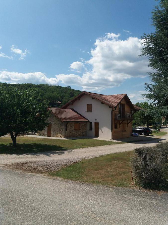 Ferienhaus für 6 Personen, mit Seeblick und Ausblick sowie Garten und Terrasse - 1