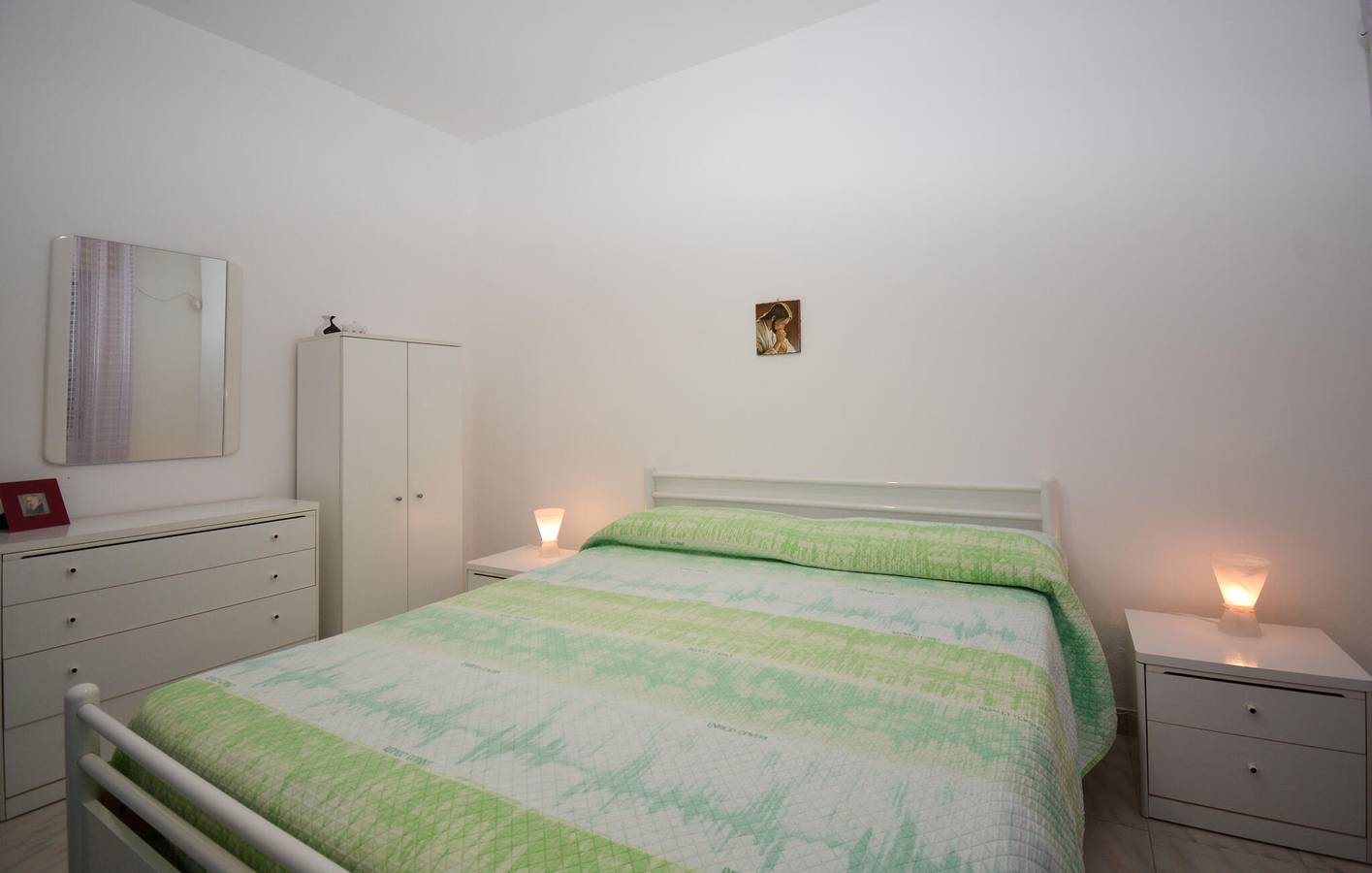 Sea View Escape: Stylish Apartment with Terrace & Parking in Casuzze, Santa Croce Camerina
