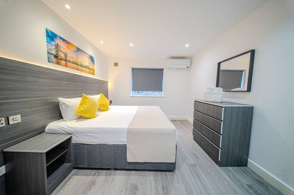 Geheel appartement, Two Bedrooms Apartment at Ilford Luxury Apartments in Redbridge, Londen
