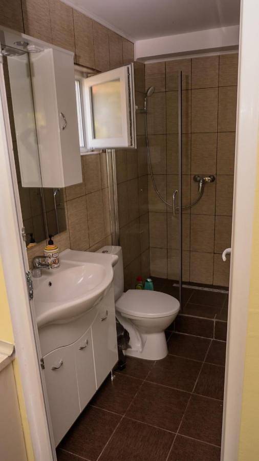 Gîte pour 4 personnes, avec jardin et terrasse dans Deva (Roumanie) - 4