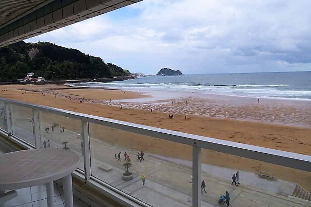 Entire apartment, Duplex San Luis - 1ªline beach, incredible view garage in Zarautz, Basque Coast (Spain)