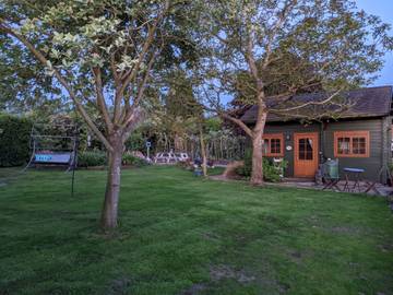 Holiday Home for 2 People in Shropshire, West Midlands, Photo 3