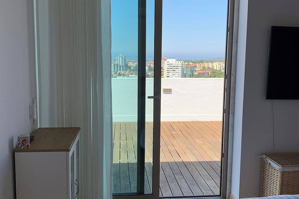 Appartamento intero, Appartamento Attico con terrazza 360 che offre una vista favolosa sulla costa di Cascais. in Cascais e Estoril, Costa de Lisboa