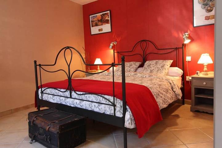 Location de vacances pour 5 personnes, avec jardin à Illats - 2