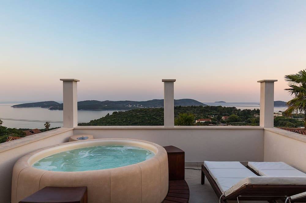 Holiday home in Grad Dubrovnik from £205 per night