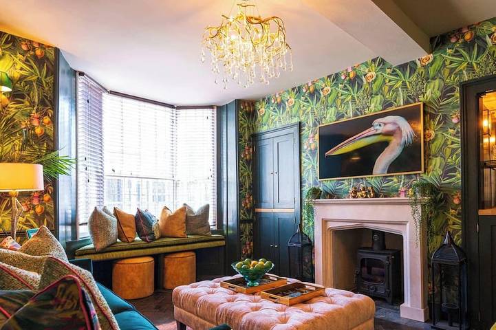 Ferienhaus für 4 Personen, mit Balkon und Terrasse sowie Garten in Marlow