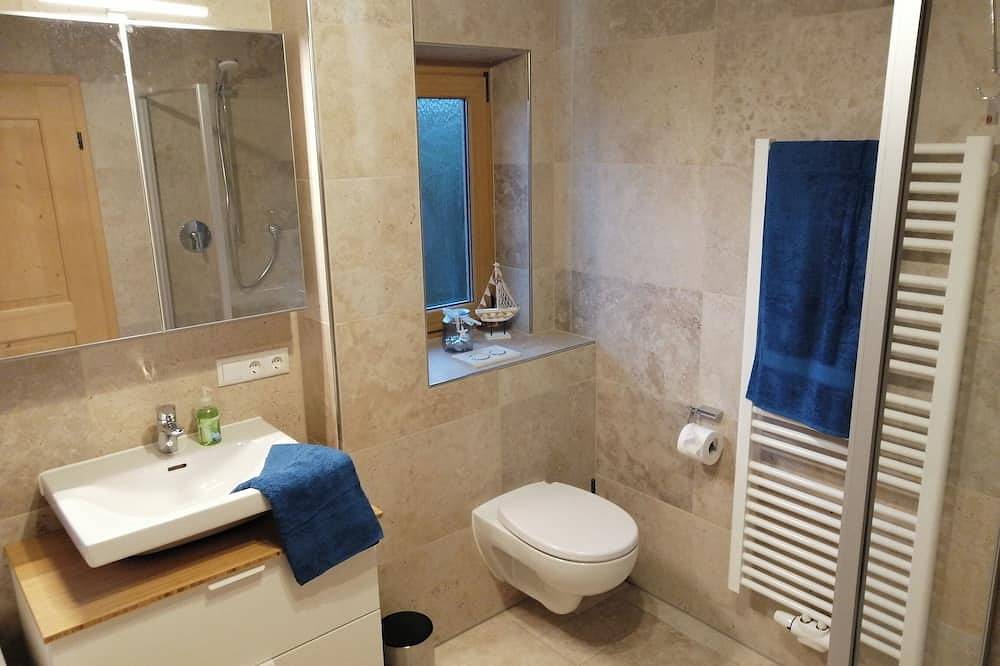 Ganze Wohnung, Ferienwohung mit 2 Schlafzimmern, 85 qm in Traunstein, Chiemsee