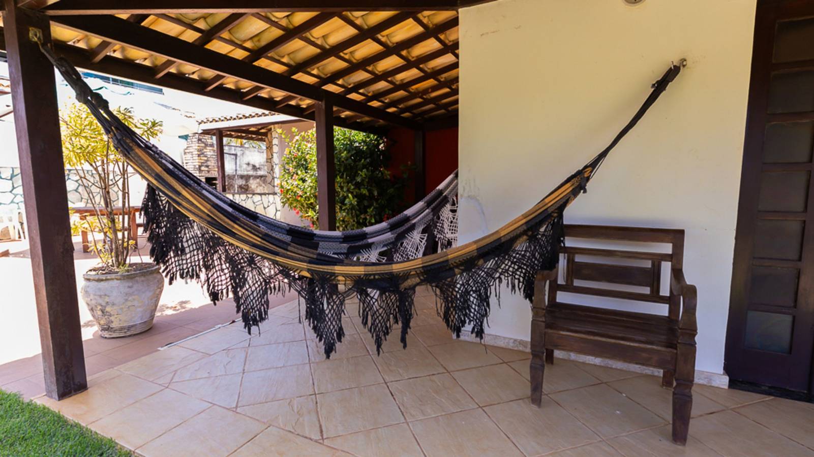 Casa com Hidro, Piscina e Churrasqueira - Jacuípe in Camaçari, Linha Verde