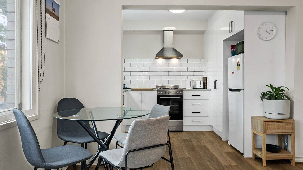 Entire holiday apartment, Ferienwohnung mit Schlafzimmer in Flemington in Melbourne, Moonee Valley City