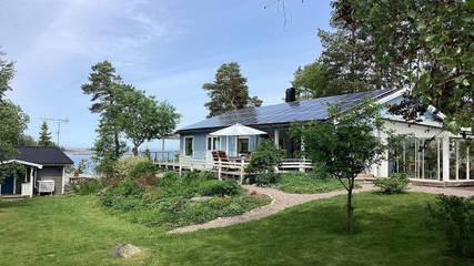Ferienhaus für 7 Personen, mit Sauna und Ausblick in Väddö