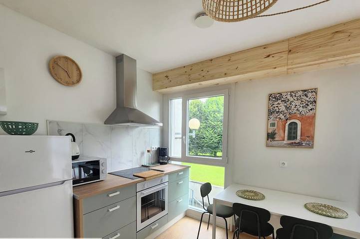 Appartement entier, Appartement 1er étage - 2 pers. in Luxeuil-les-Bains, Haute-Saône