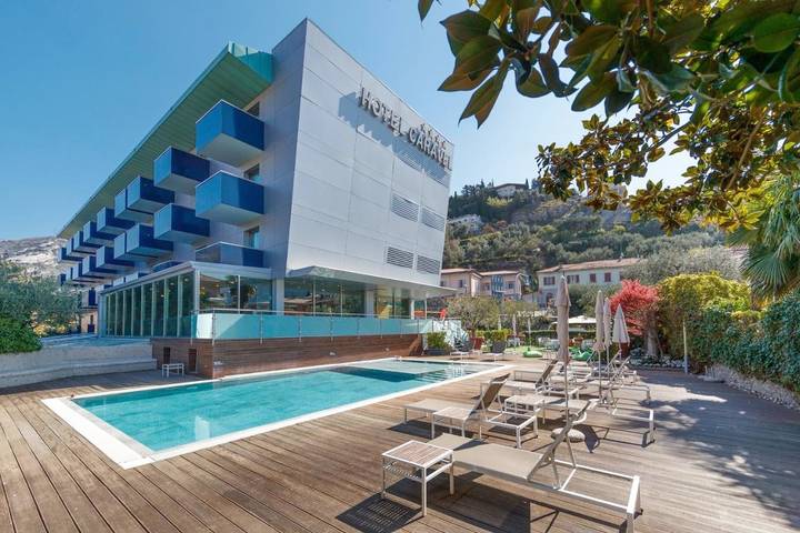 Hotel für 3 Personen, mit Pool und Terrasse, mit Haustier - 1