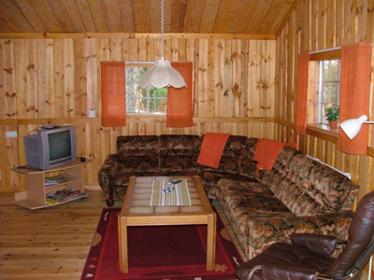 Kleines Feriendorf in Seenähe 40km von Astrid Lindgrens Welt in Kinda, Östergötland
