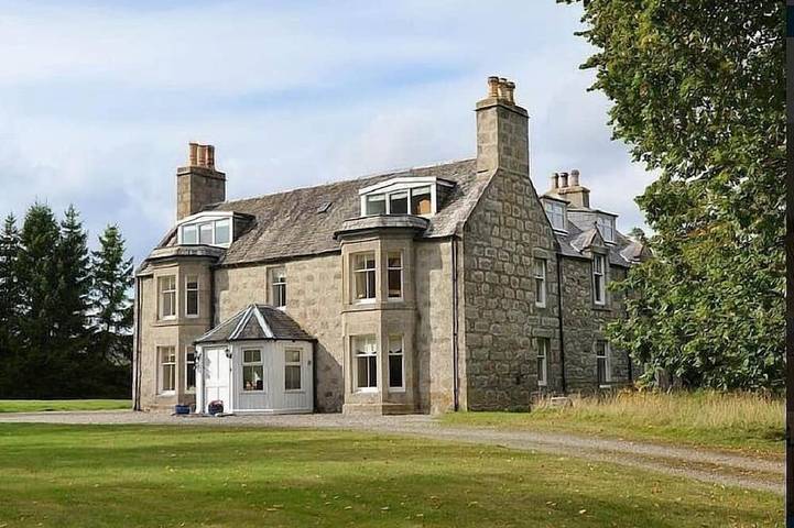 Holiday rental for 13 people, with garden in Cairngorms National Park
