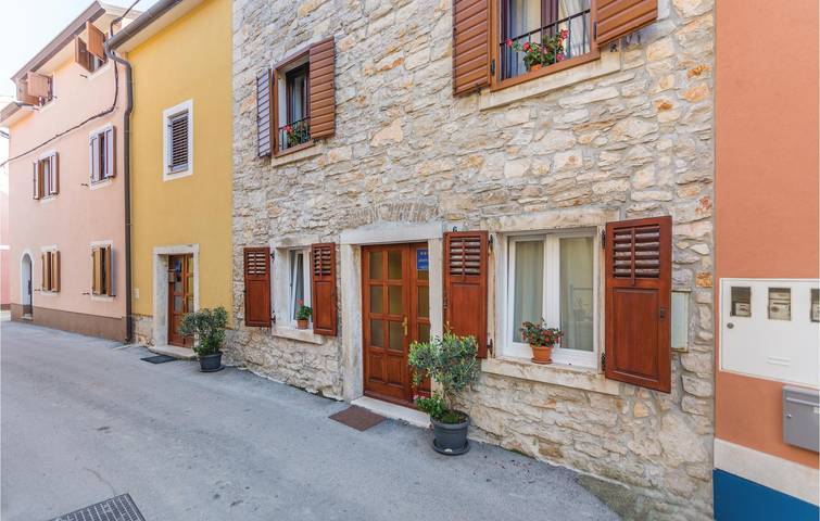 Appartement voor 3 personen, met terras in Novigrad