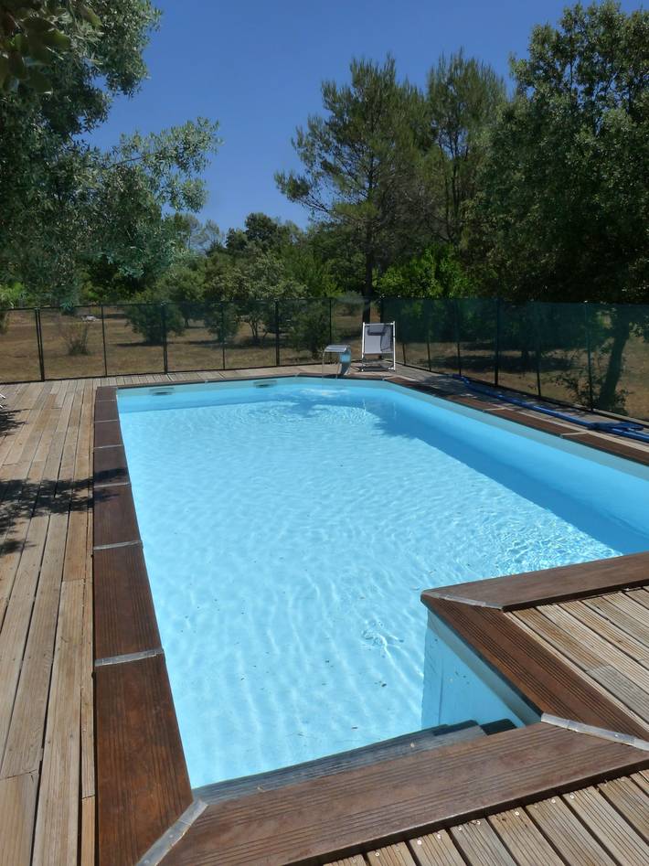 Chalet para 8 personas, con jardín además de terraza y piscina - 1