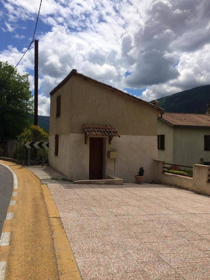 Location de vacances pour 4 personnes, avec jardin, animaux acceptés à Annot - 2