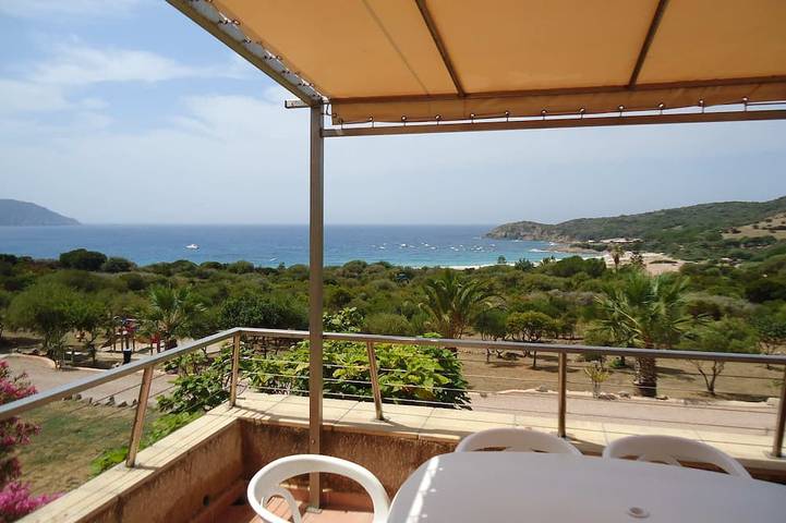 Location de vacances pour 6 personnes, avec Jacuzzi et Terrasse ainsi que Jardin et Piscine dans Plage d'Arone