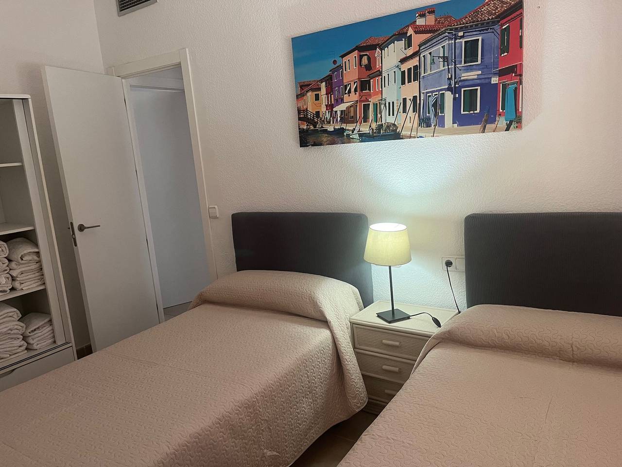 Modern villa with private pool, air con and garden in Ametlla de Mar in Terres de l'Ebre, Costa Dorada