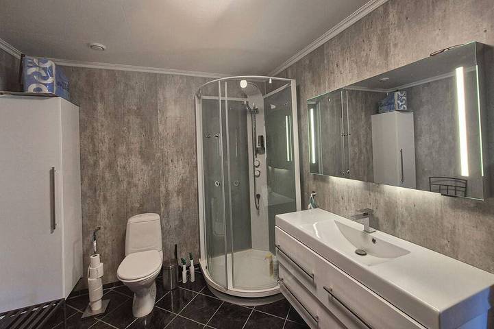Ferienhaus für 9 Personen, mit Garten in Austrheim - 4