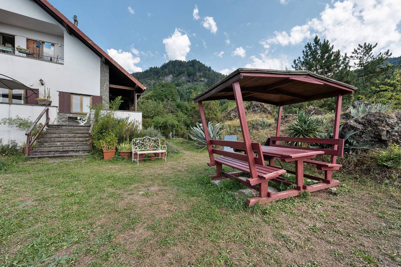 Ganze Wohnung, Apartment 'La Squazza' mit Bergblick, privater Terrasse und Wlan in Bertigaro (Borzonasca), Borzonasca