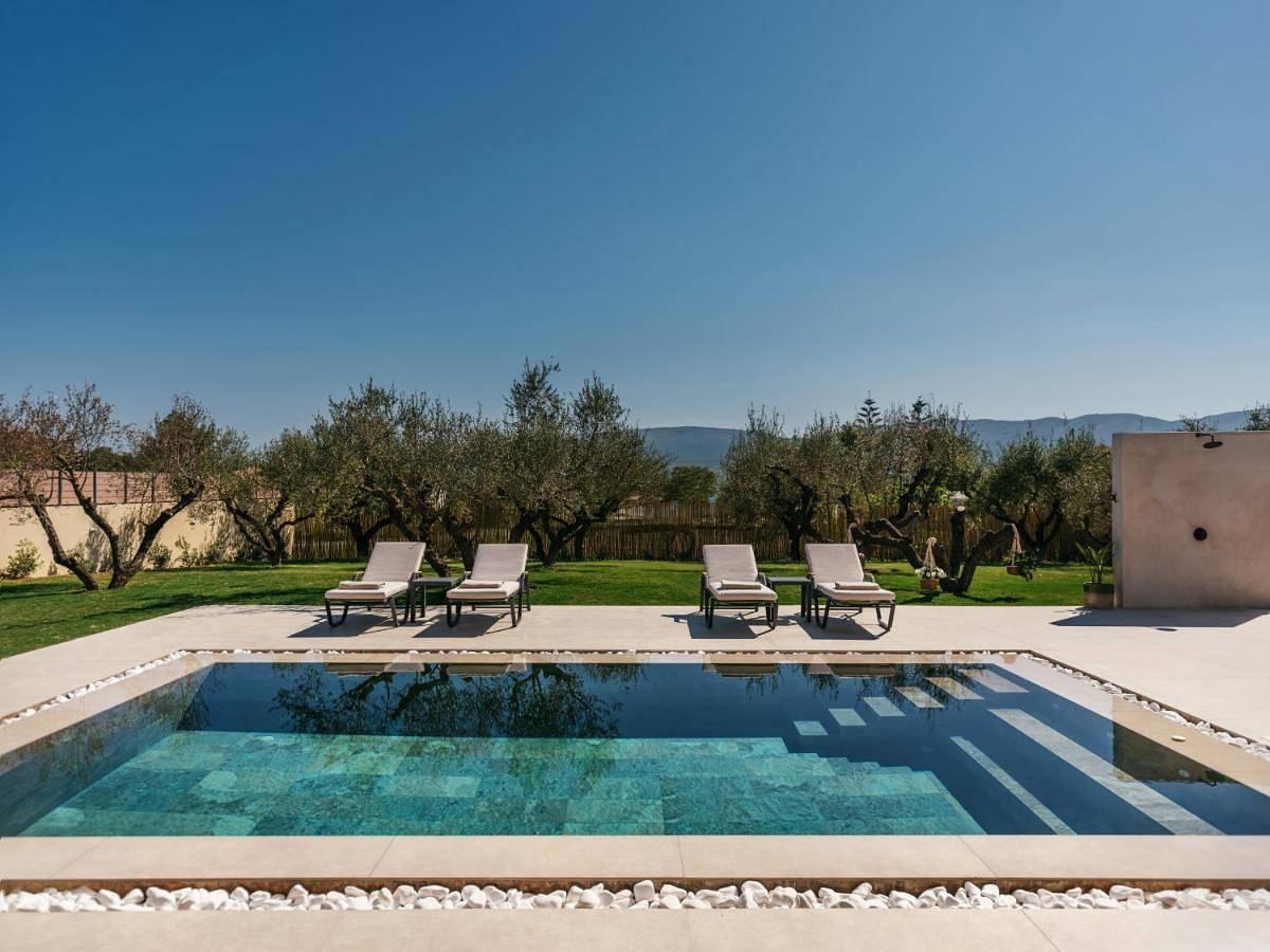 Acantha Villa, a Green Escape with Heated Pool, By Thinkvilla in Βανάτο, Ζάκυνθο