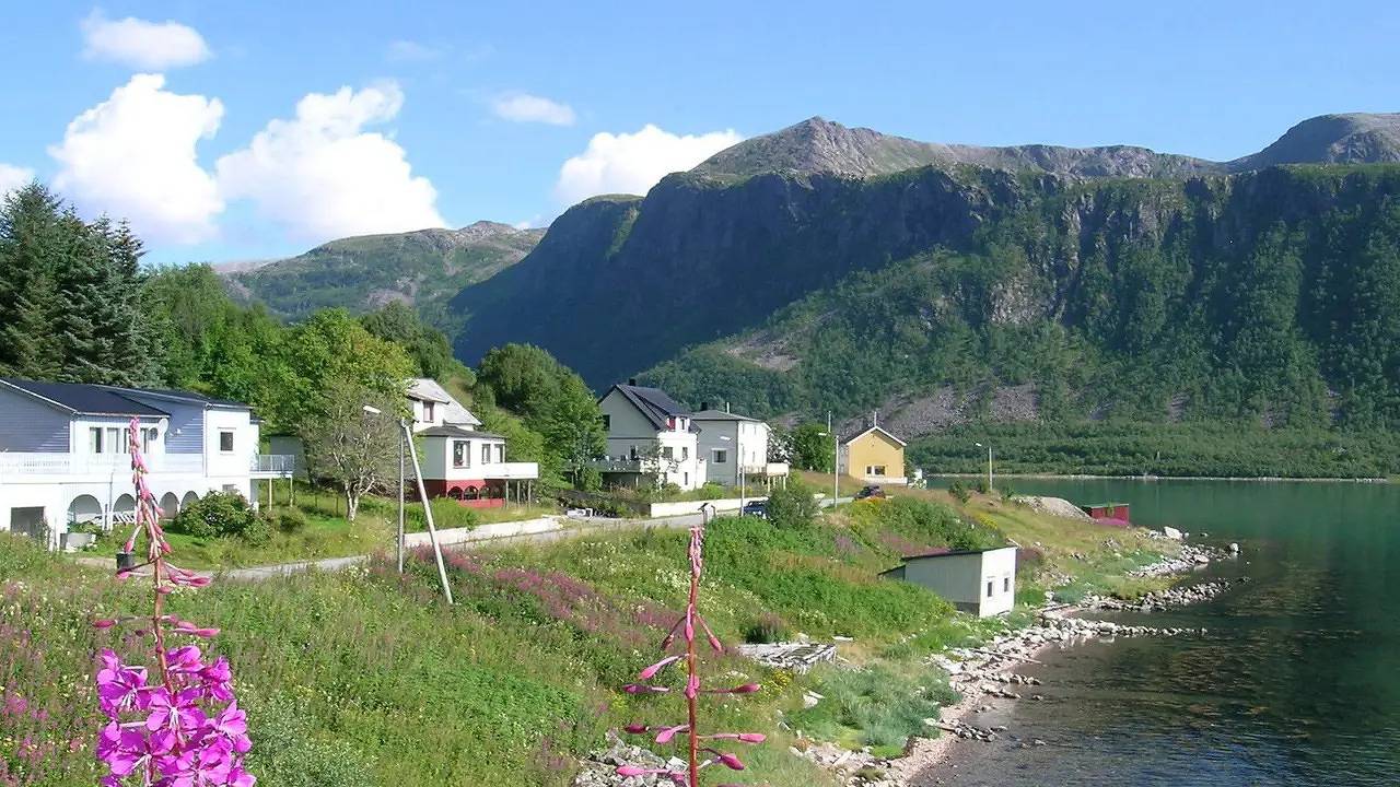 Ferienhaus für 10 Personen (130 m²) in Kaldfarnes in Senja, Sifjord