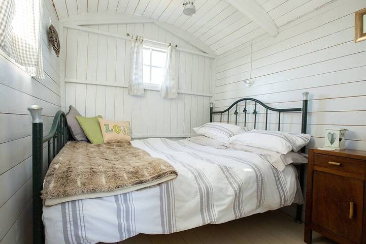 Glamping for 3 people in Cambridgeshire