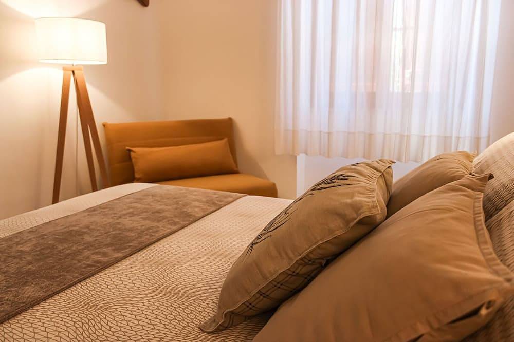 Luxurious villa with 3 Bedrooms, Garden, Perfect for Families, near the Sea. in Porto Badino, Agro Pontino