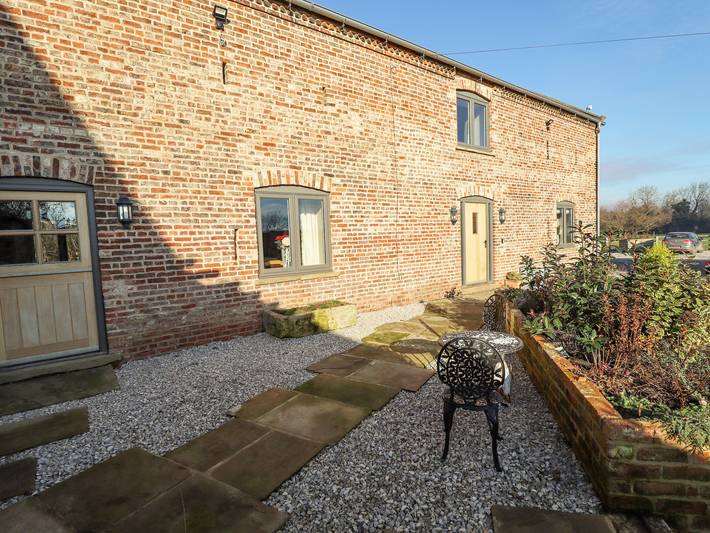 Log cabin for 9 people, with Garden in South Yorkshire