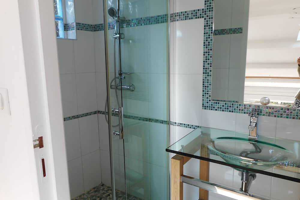 Entire apartment, Beautiful duplex in detached house in Millau, Parc naturel régional des Grands Causses