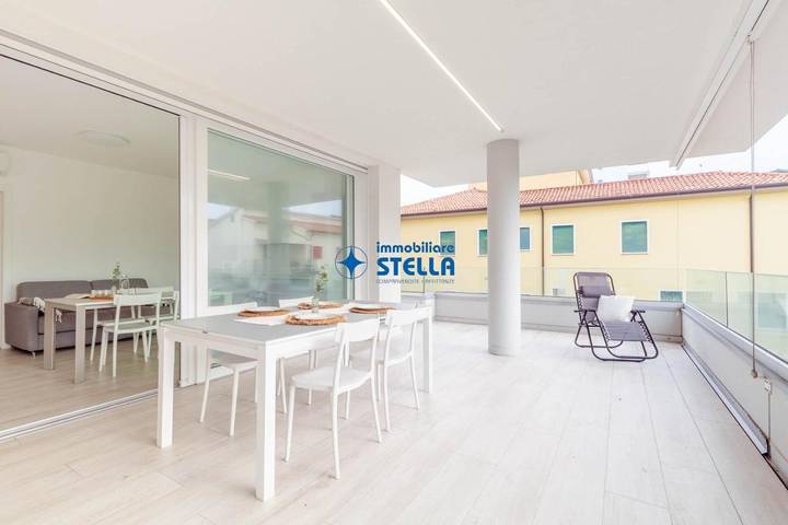 Ferienhaus für 8 Personen, mit Balkon und Terrasse in Lido di Jesolo