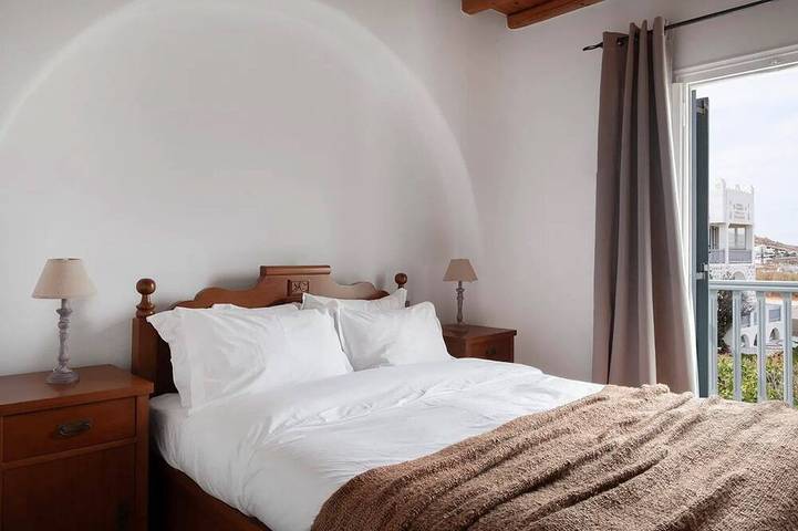 Amazing Mykonos Villa | 2 Bedrooms | Mykonian Style Pool House | Access to Swimming Pool & Great Location | Ornos in Ornos, Mykonos
