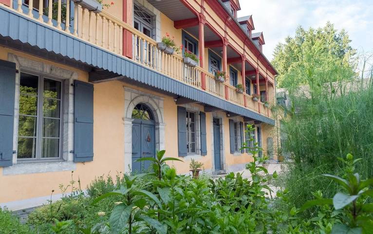 Chambre d’hôte pour 2 personnes, avec vue et jardin à Pouzac