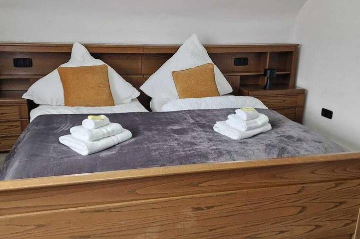 Ferienwohnung für 5 Personen, mit Garten in Hechingen