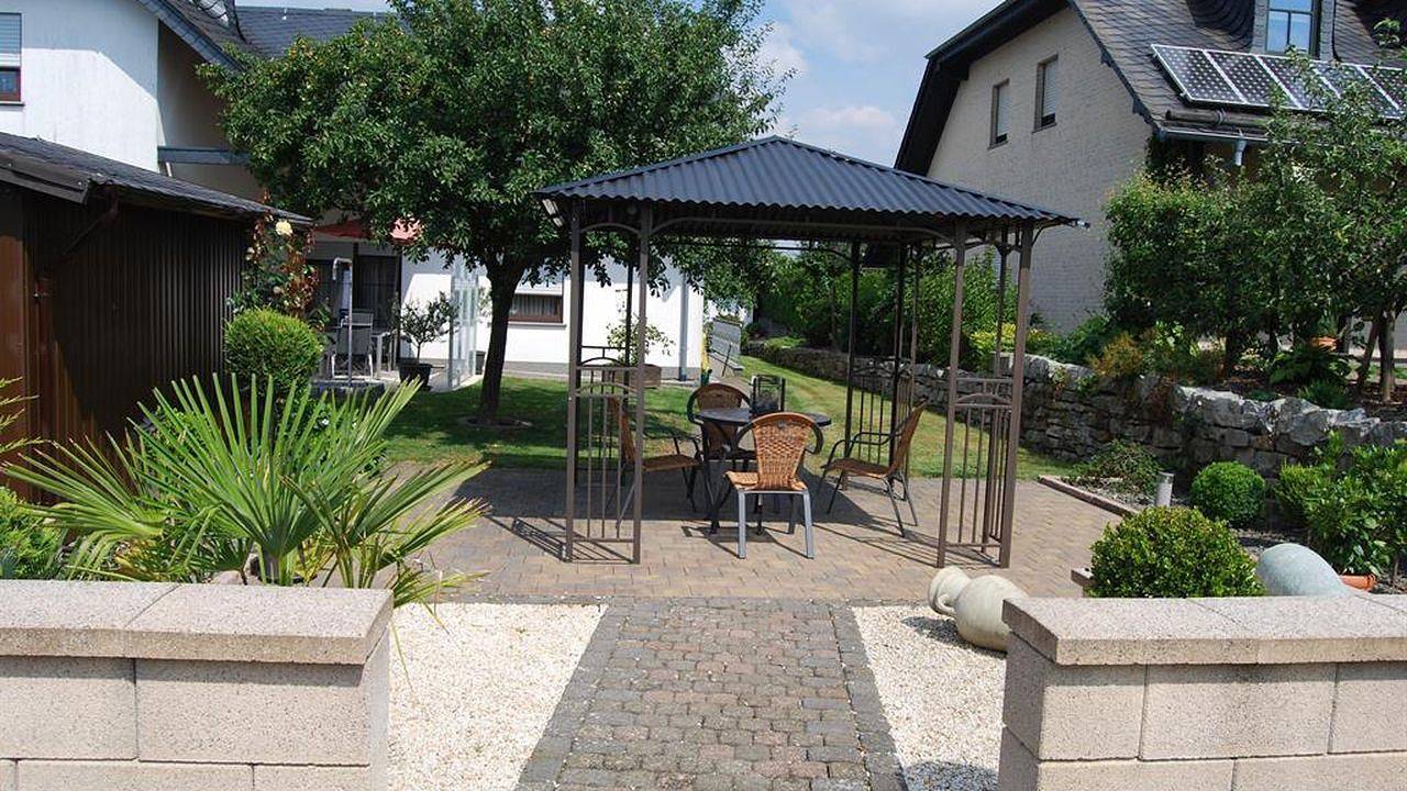 Geheel vakantieappartement, Vakantieappartement voor 2 personen met tuin in Morbach, Bernkastel-Kues