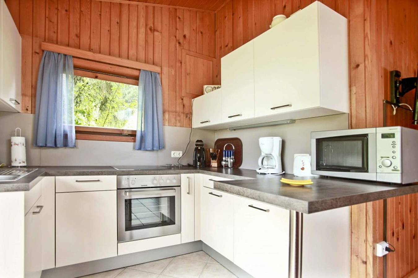 Geheel vakantieappartement, Vakantiehuis, bad, Wc, 2 slaapkamers in Seeboden, Bezirk Spittal an der Drau