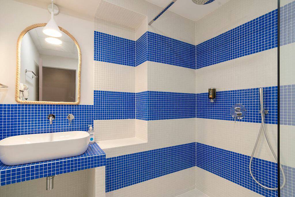 Cabanyal Rooms by Vlc Host 6 in Valencia, Costa de Valencia