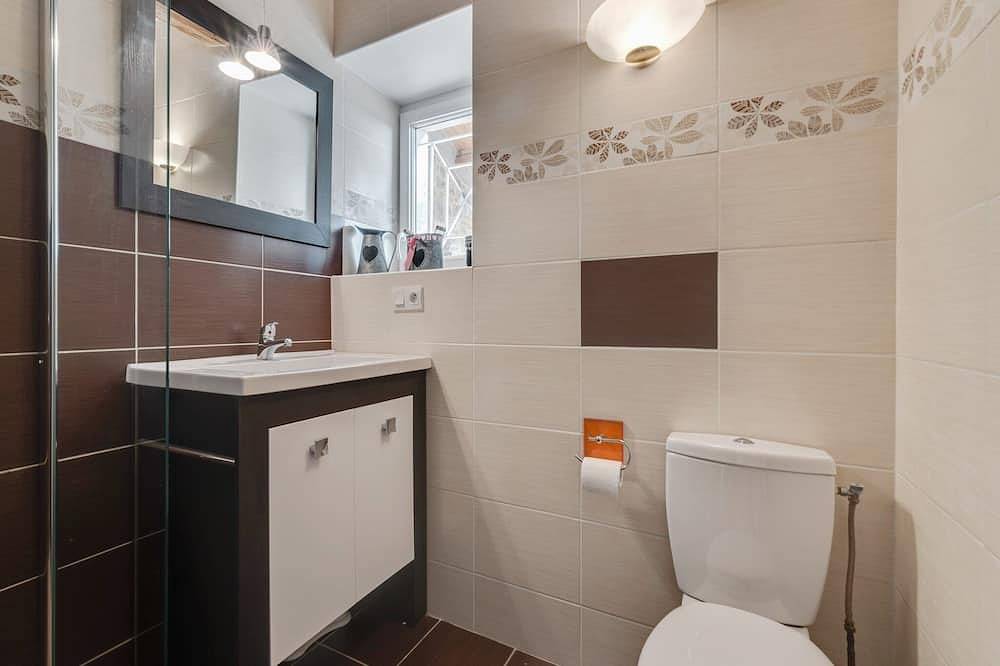 Holiday home with private terrace in Saint-Beauzire, Massif Central