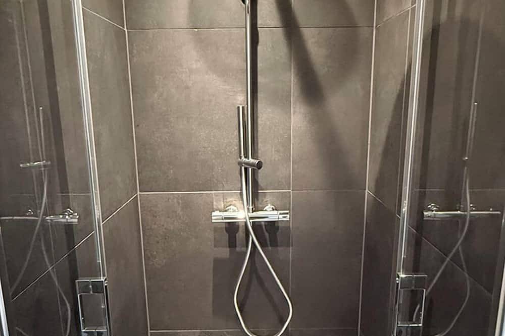 Ganze Wohnung, Moderne Ferienwohnung (28qm) mit toller Lage in Miltenberg, Fränkisches Weinland