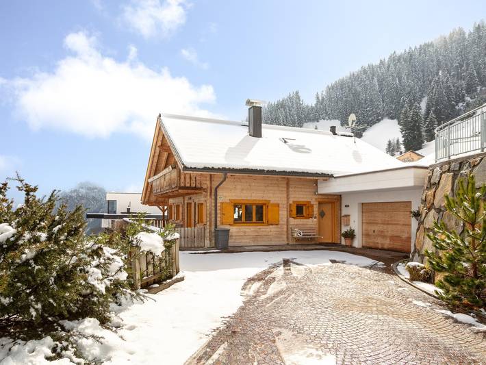 Ferienhaus für 10 Personen, mit Balkon und Terrasse sowie Sauna in Hippach