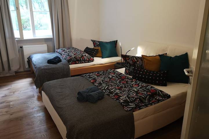 Ferienwohnung für 4 Personen, mit Balkon und Garten in Steglitz-Zehlendorf - 2