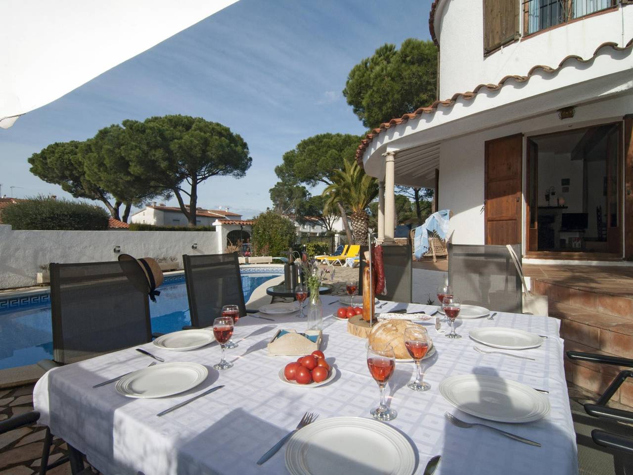 Villa Divina mit großem privaten Pool in L'Escala in l'Escala, Oberampurien