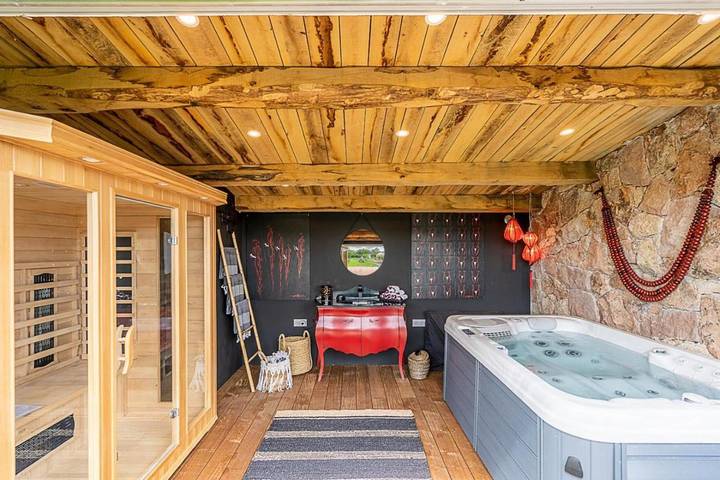 Chambre d’hôte pour 2 personnes, avec jacuzzi et sauna ainsi que jardin et piscine à Sari-Solenzara - 4